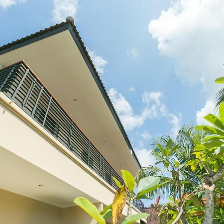 Melody Guest House Jimbaran  Exterior photo